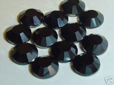 18 pcs. 30ss JET HEMATITE HOTFIX European Rhinestones